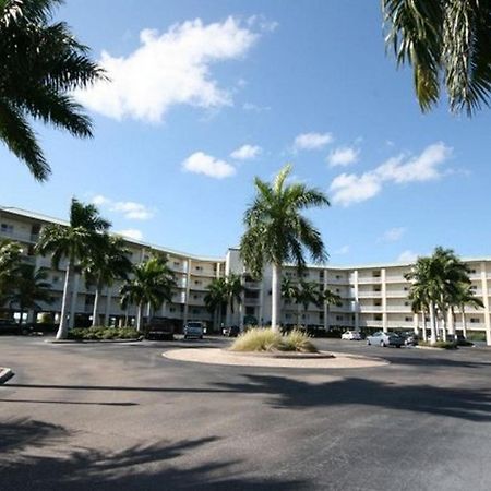 Boca Ciega Resort By Travel Resort Services Sint-Petersburg Buitenkant foto