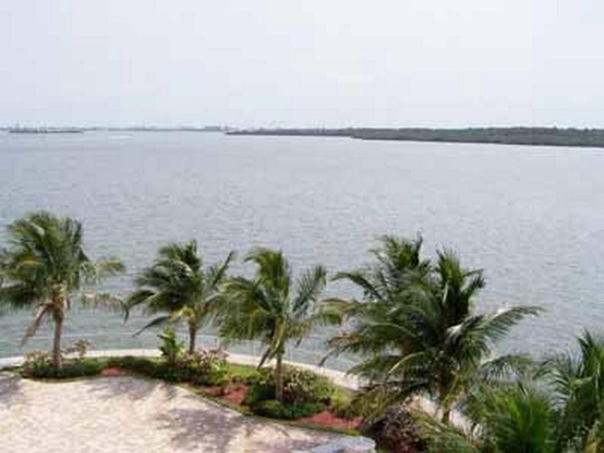 Boca Ciega Resort By Travel Resort Services Sint-Petersburg Buitenkant foto