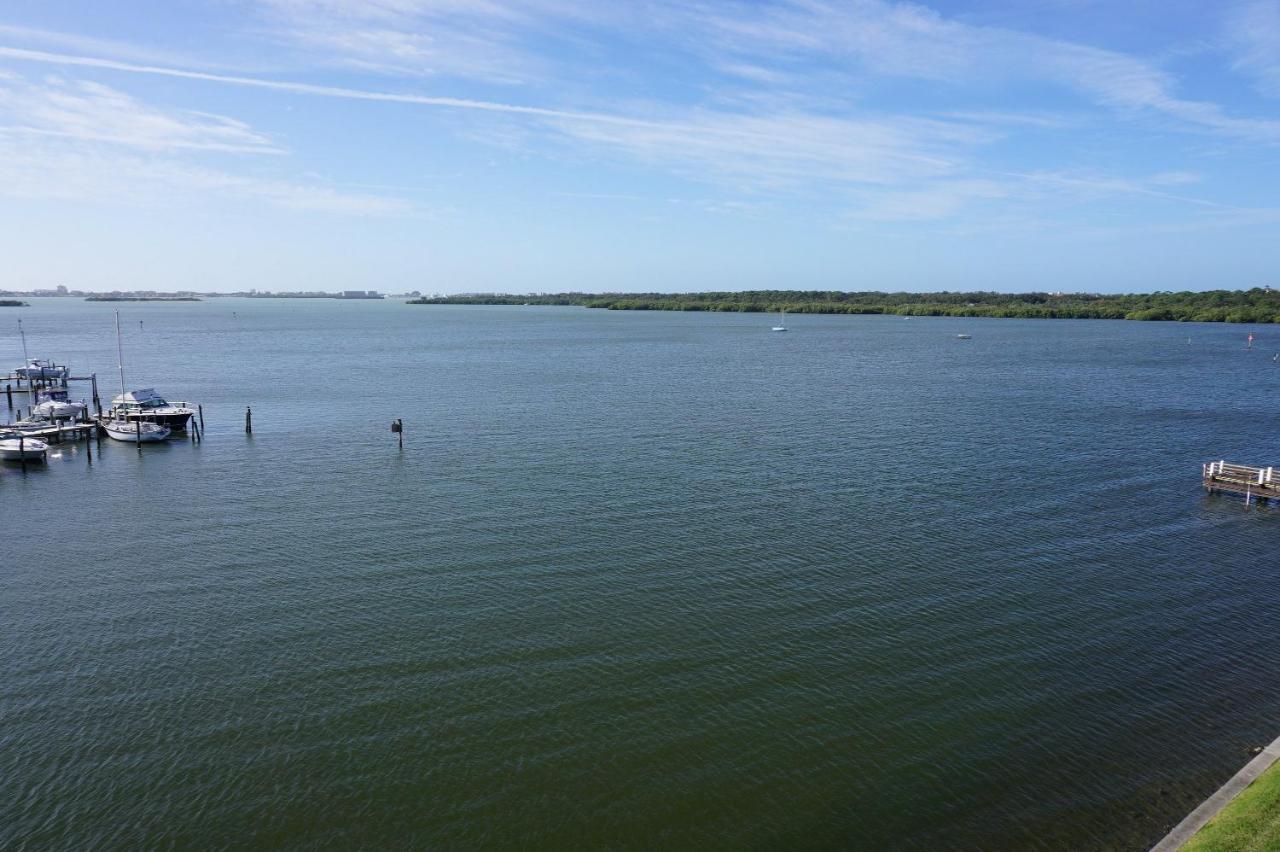Boca Ciega Resort By Travel Resort Services Sint-Petersburg Buitenkant foto