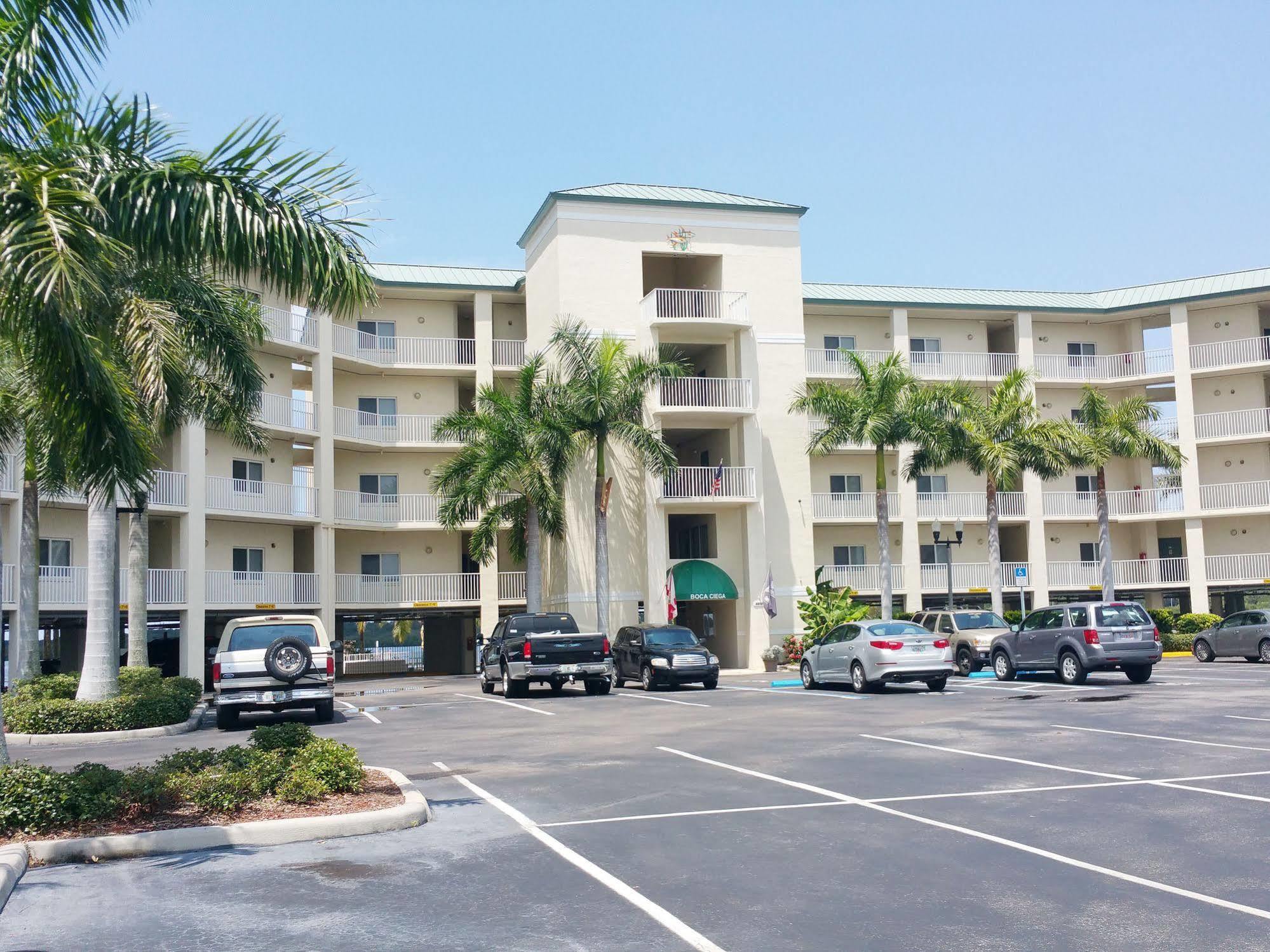 Boca Ciega Resort By Travel Resort Services Sint-Petersburg Buitenkant foto